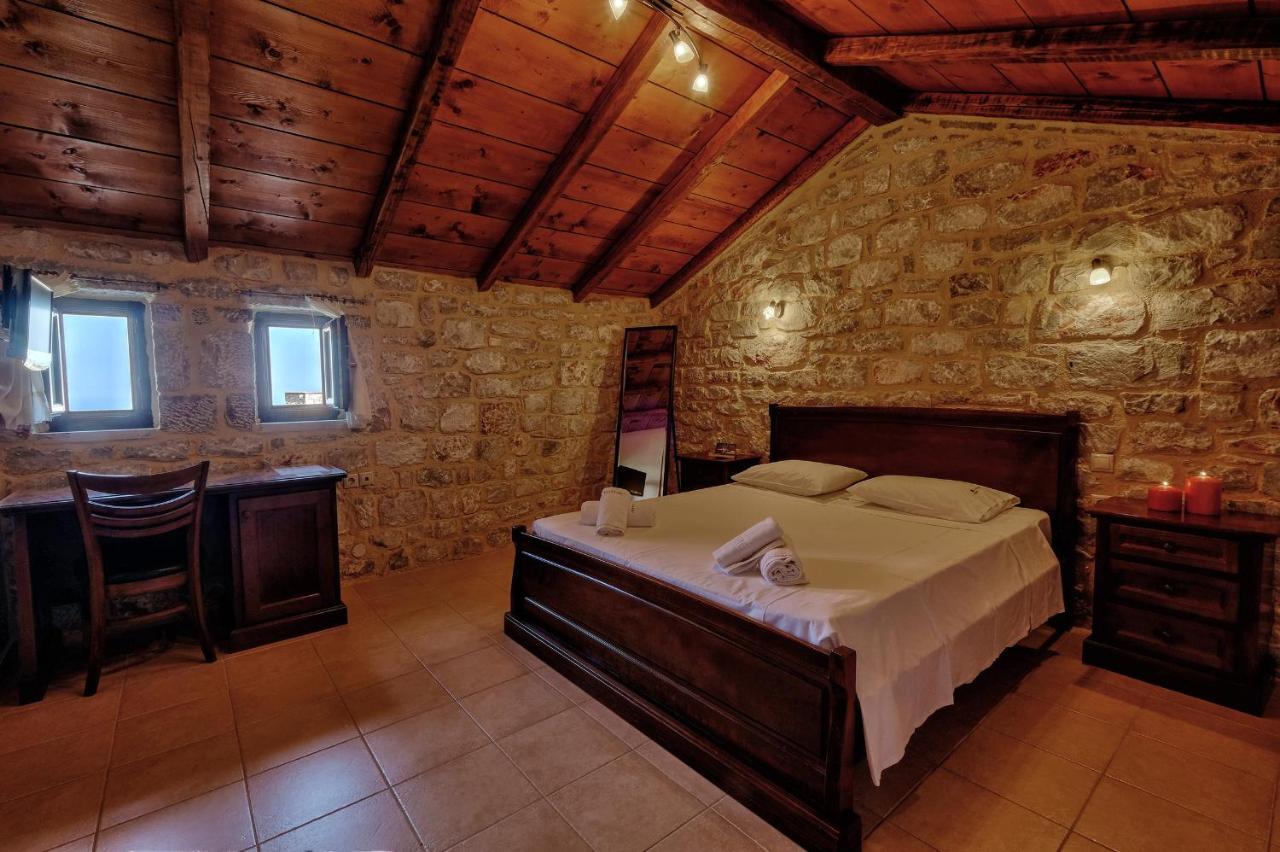 Achelatis Traditional Guest Houses Ареополис Экстерьер фото