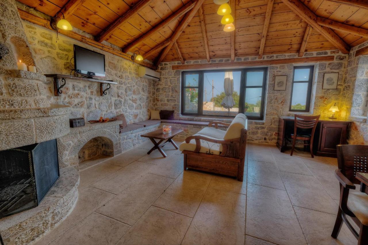 Achelatis Traditional Guest Houses Ареополис Экстерьер фото